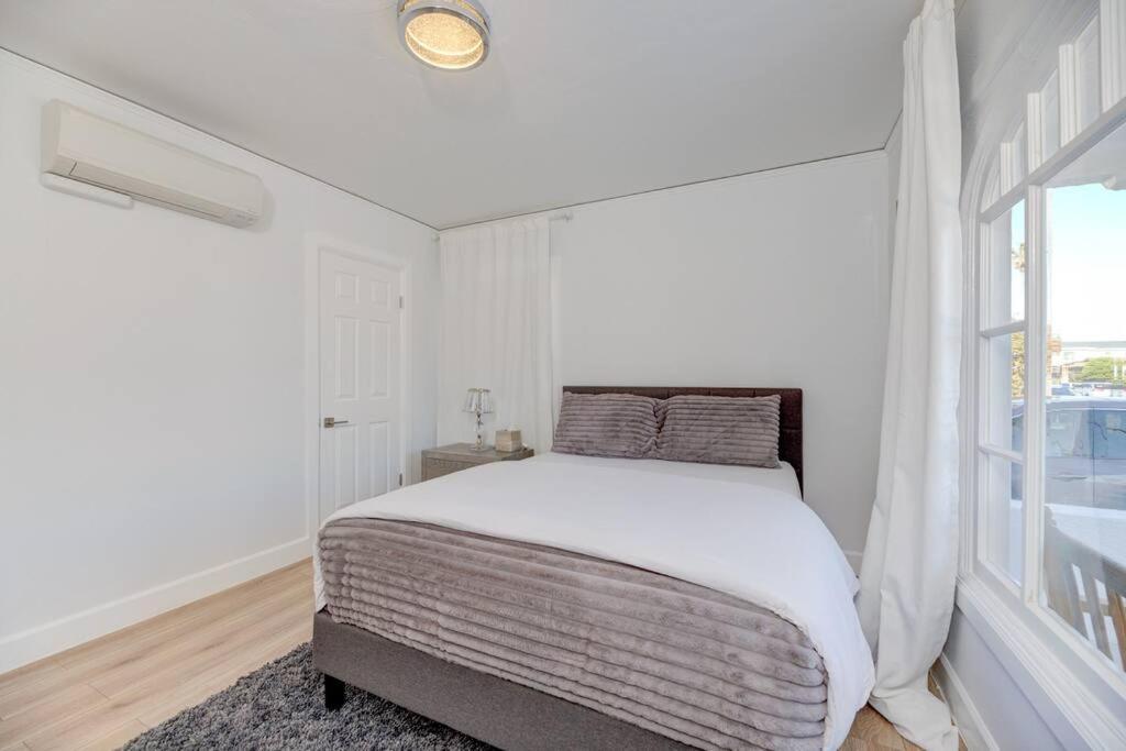 Lovely White Beach House Redondo Beach Ngoại thất bức ảnh